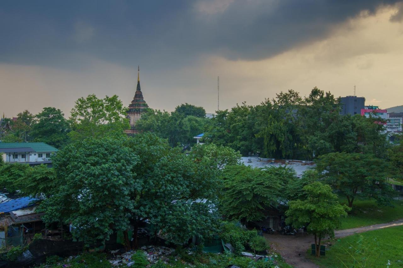 Aparthotel Jiang Mai 81 Chiang Mai Esterno foto